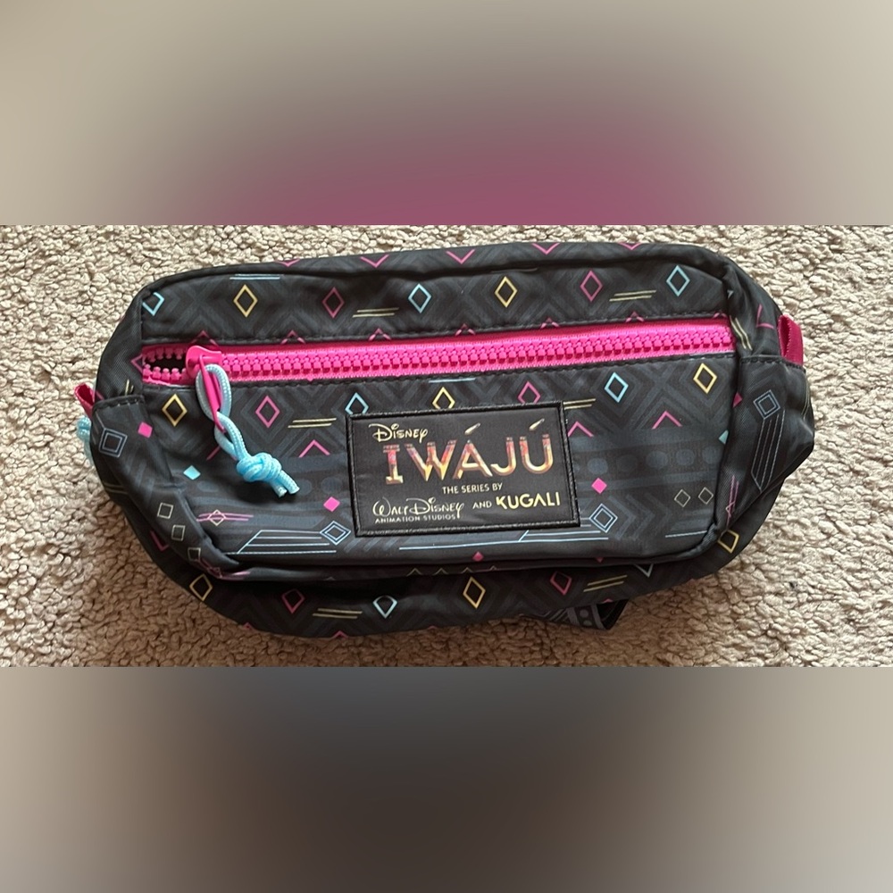 NEW WITH TAG Disney Animations Studios and KUGALI'S IWÁJÚ Logo Woven Belt Bag